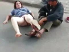 Esposa chupando su primera polla negra
